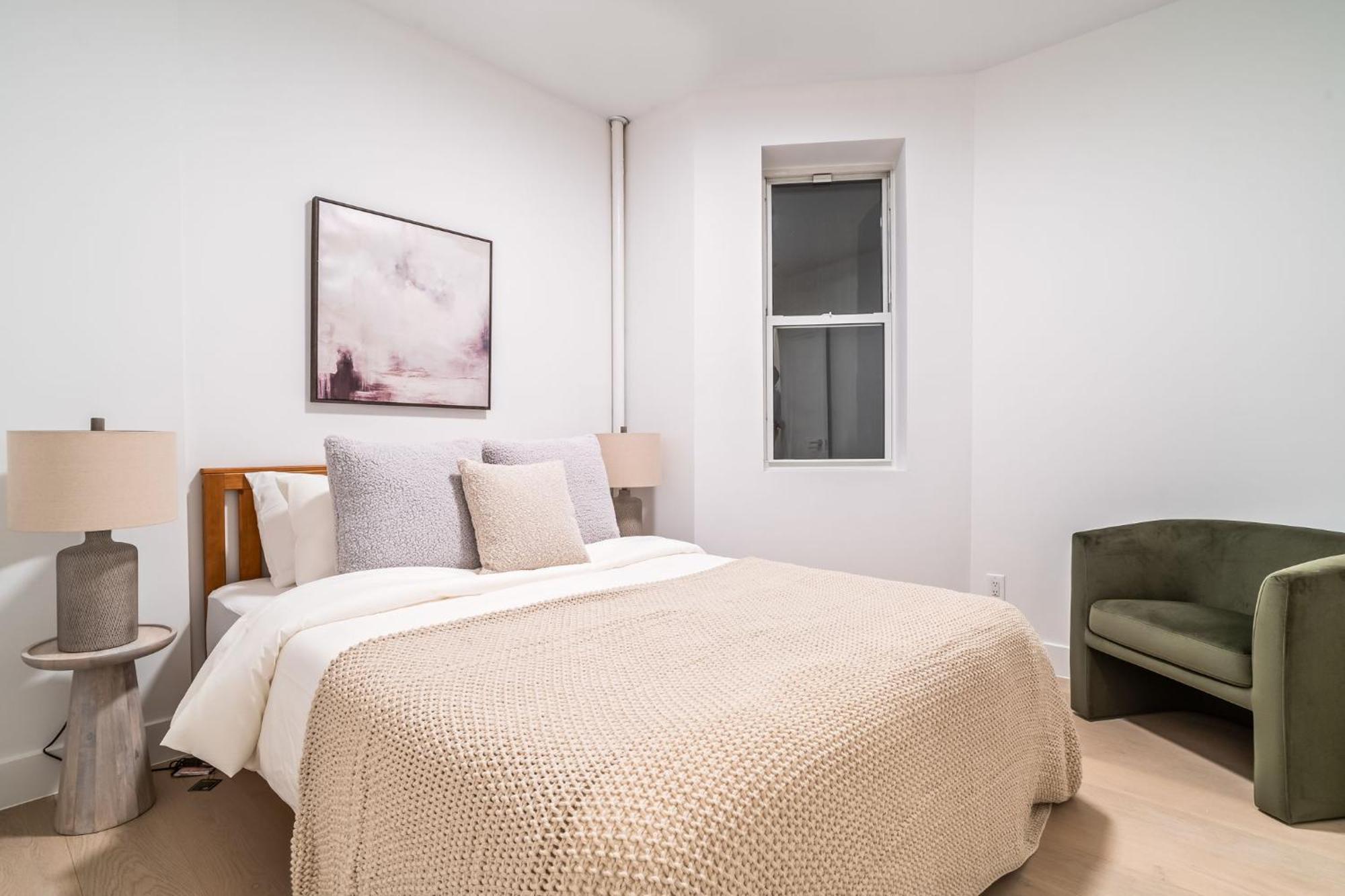 Cozy 3br 2ba East Village Near Tompkins Square Park * New York