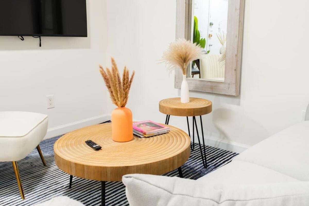 49-3b Newly Renovated 2br Wd Midtown East Apartment *