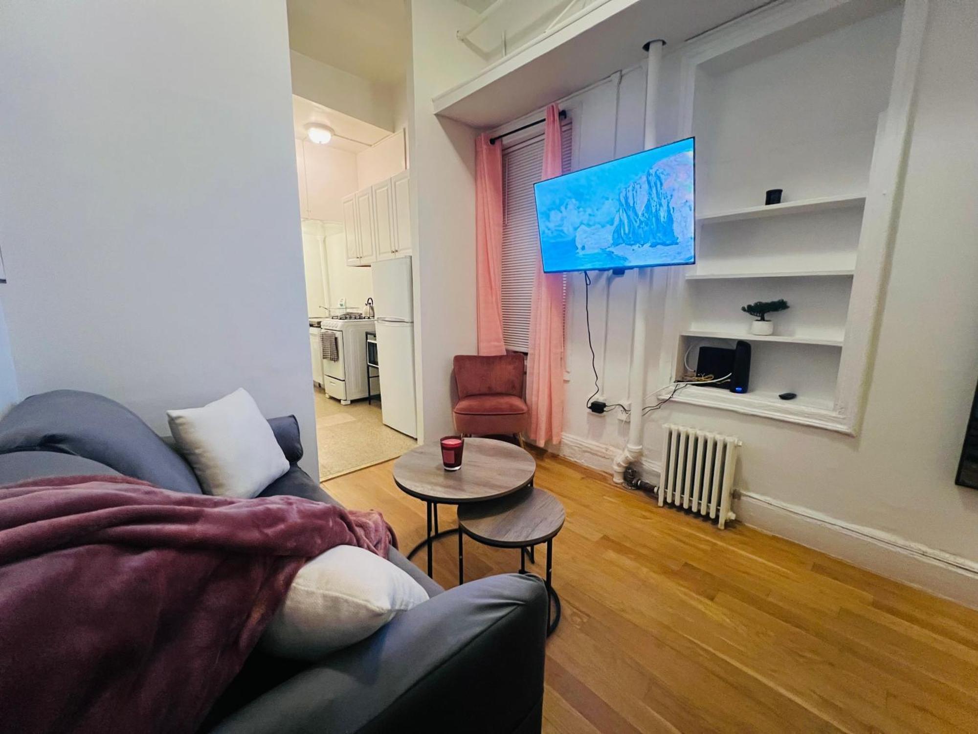 Apartment Piers