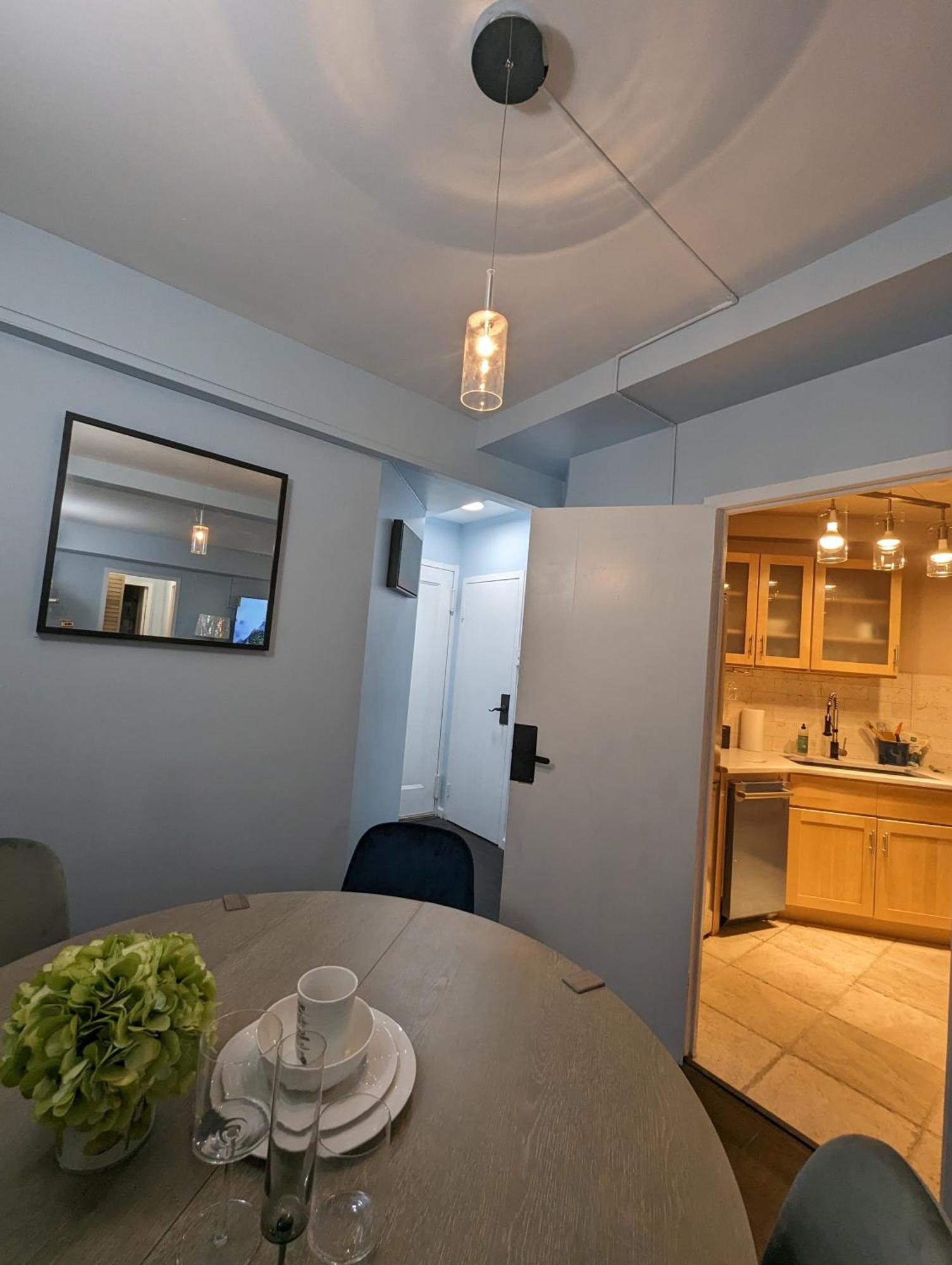 Aparthotel Fully Renovated Manhattan Gem New York