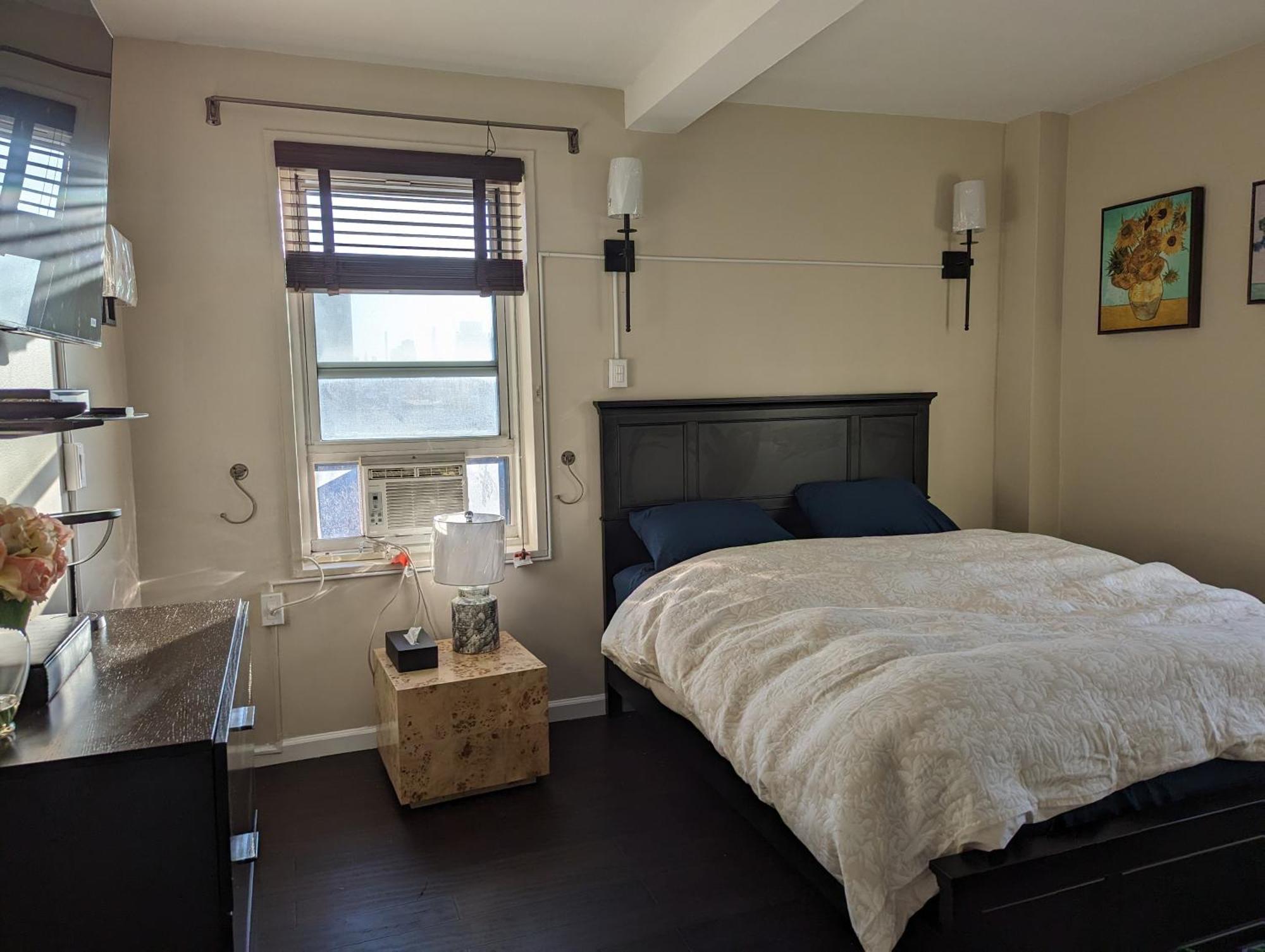 Fully Renovated Manhattan Gem * New York