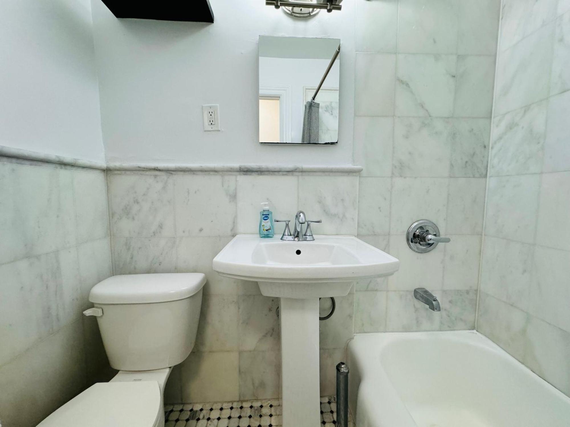 Apartment Lincoln Center *