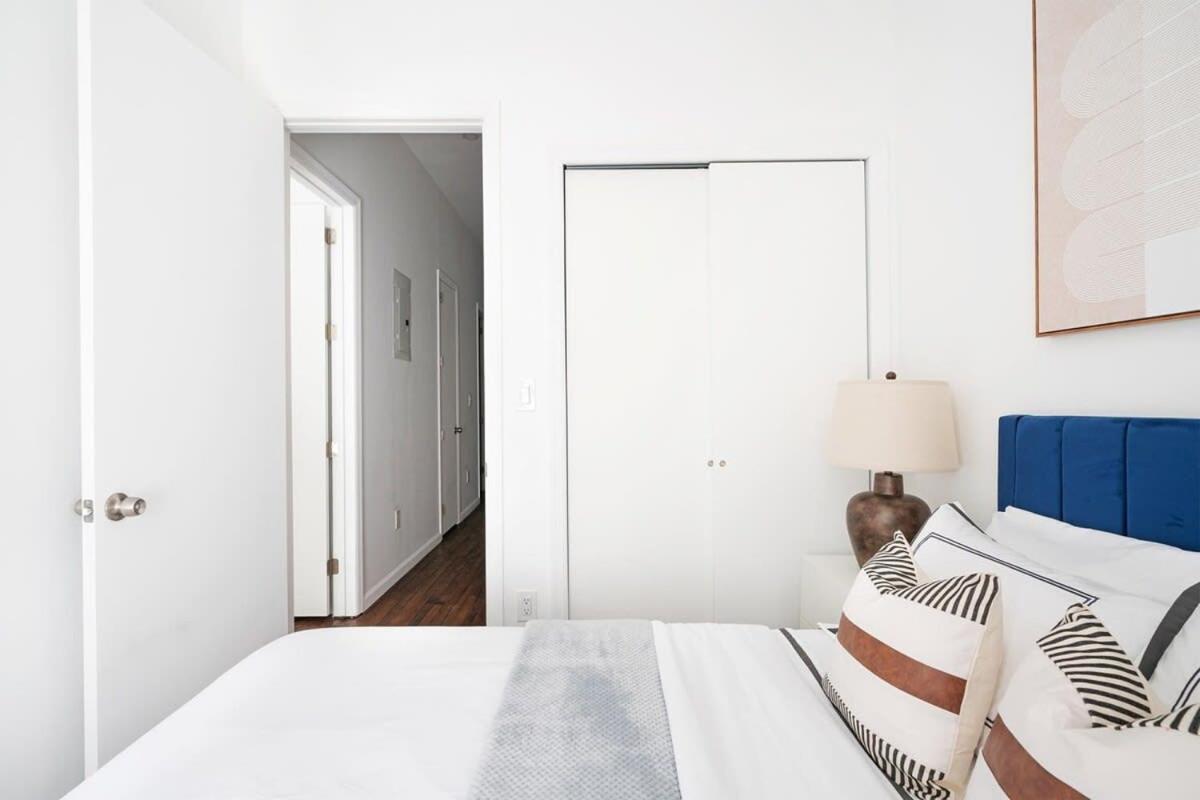 91-1d 3br 2baths Duplex With A Private Backyard Apartment *