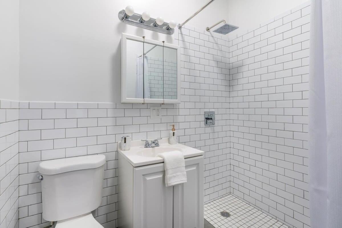 91-1d 3br 2baths Duplex With A Private Backyard *