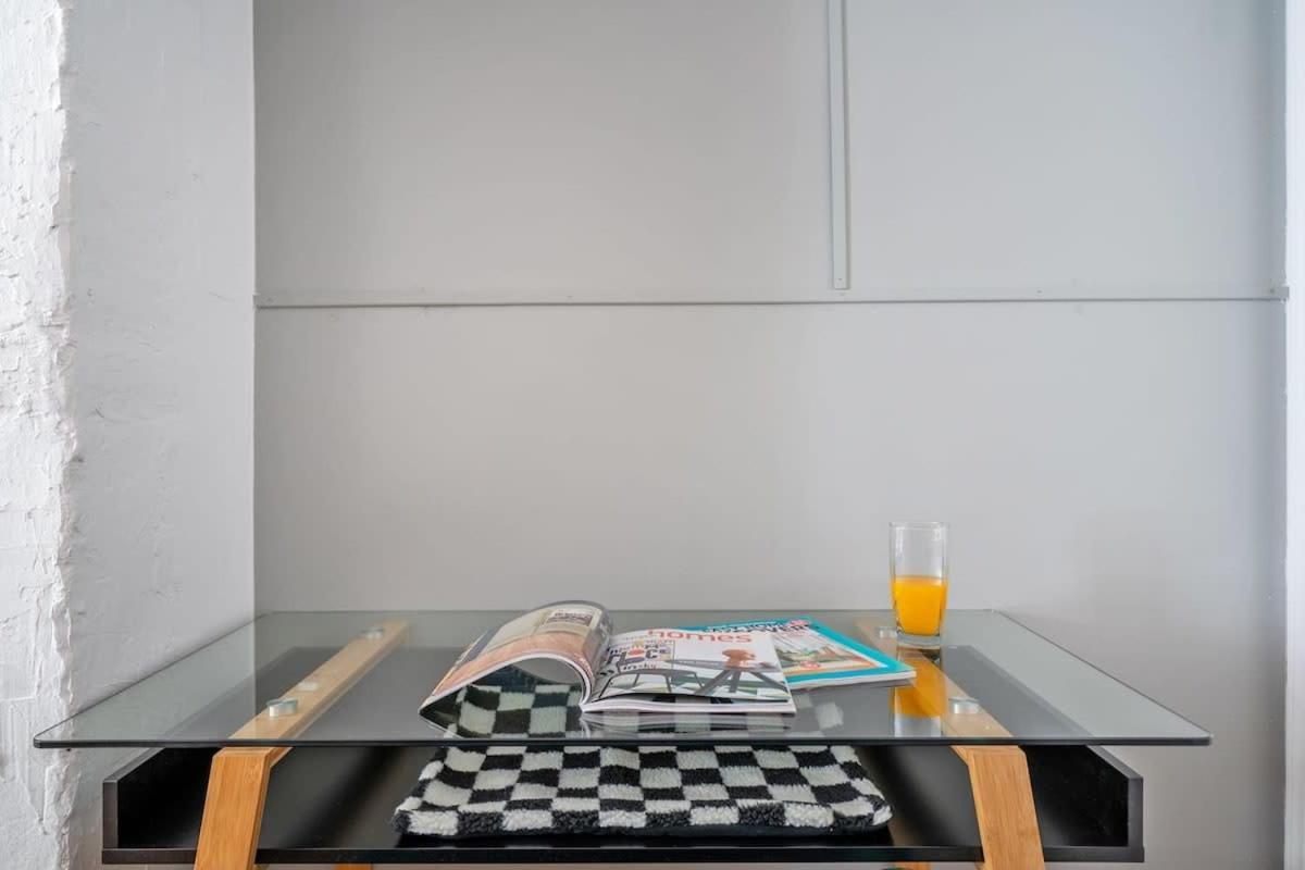 Apartment 91-1d 3br 2baths Duplex With A Private Backyard *