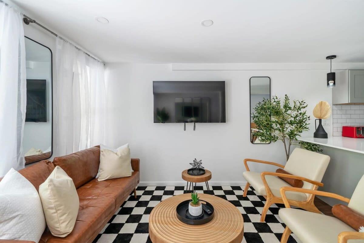 91-1d 3br 2baths Duplex With A Private Backyard
