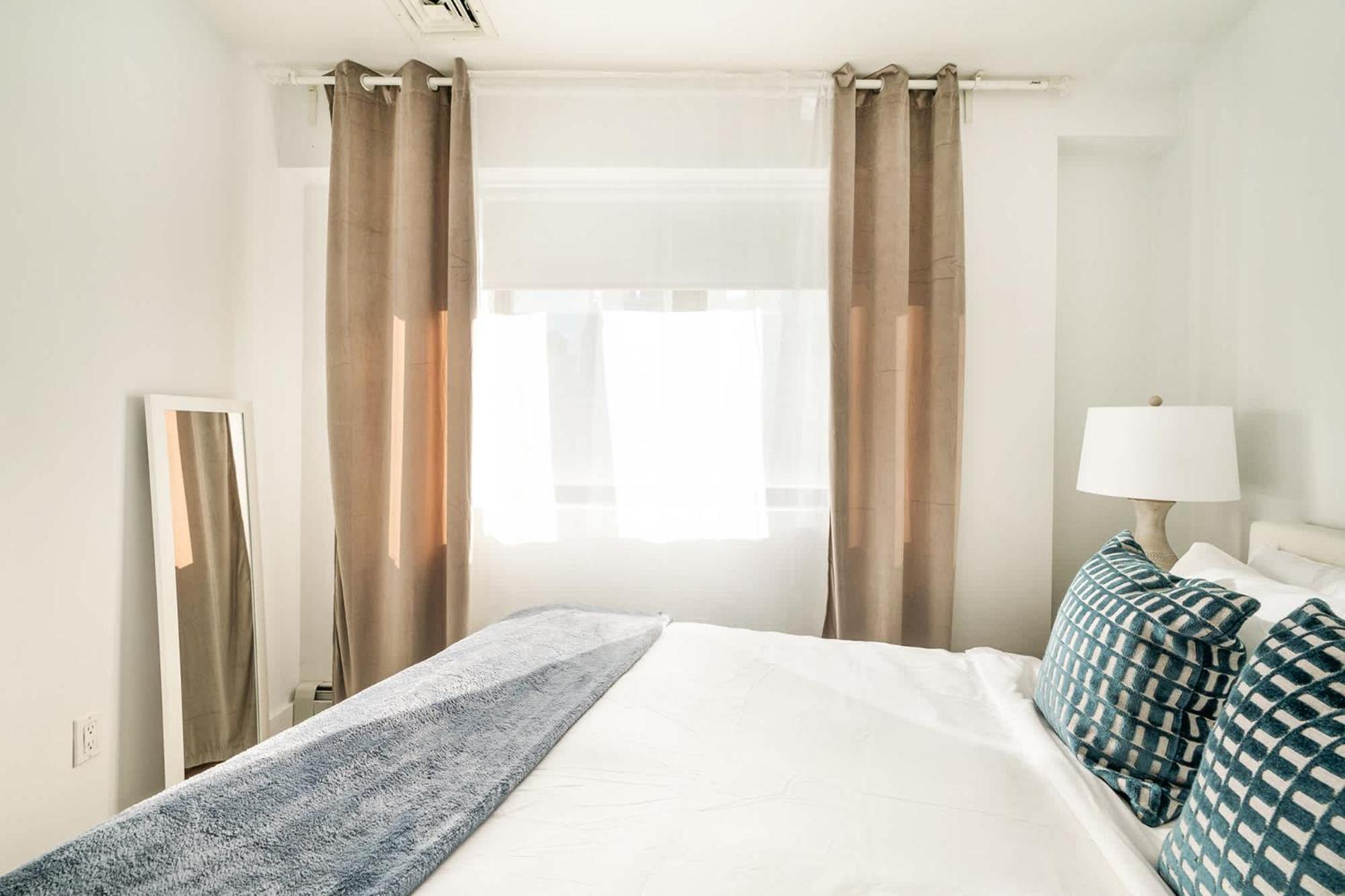 809-5a Gorgeous New 1br Heart Of Midtown New York