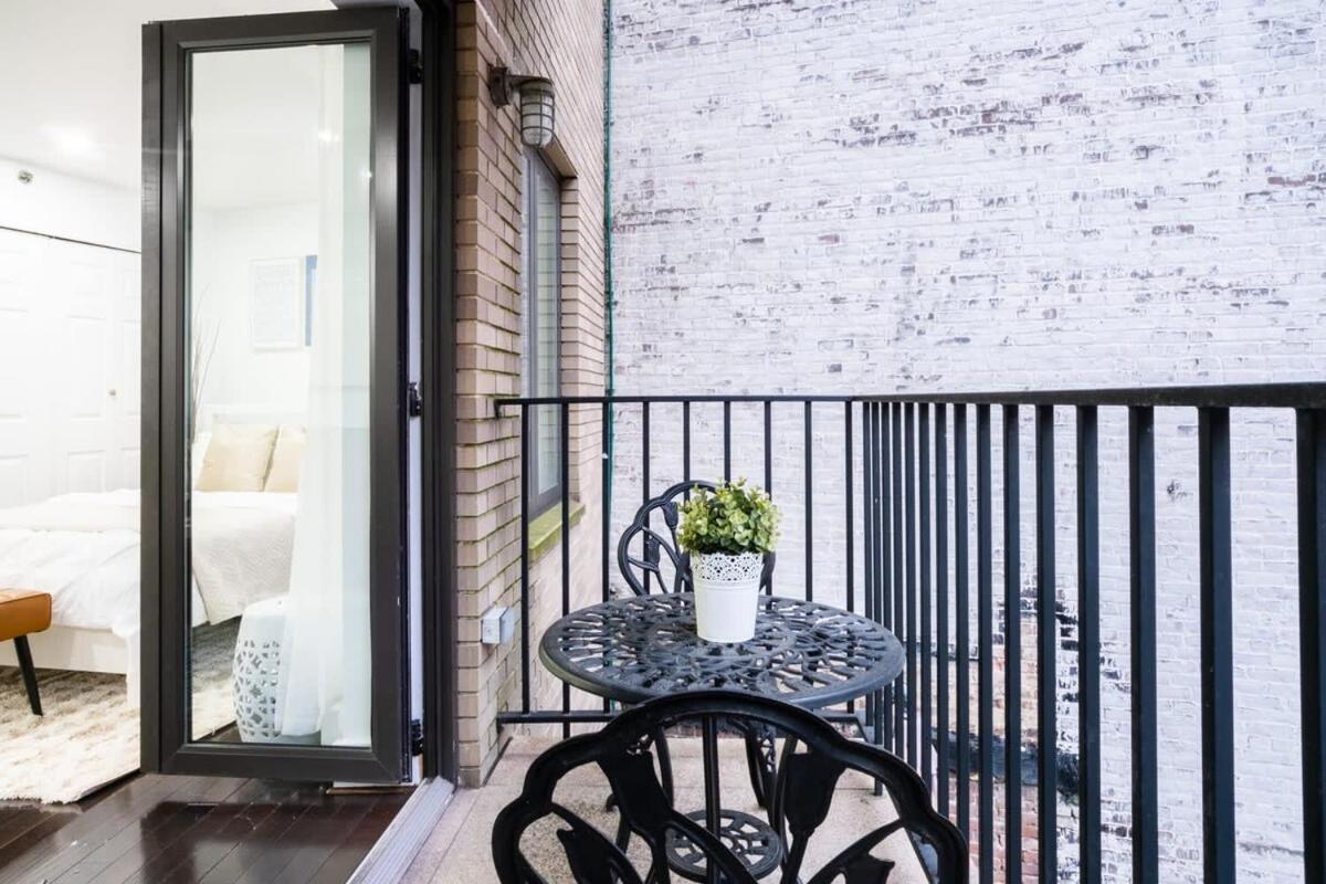 809-3b With A Balcony By Columbus Circle * New York
