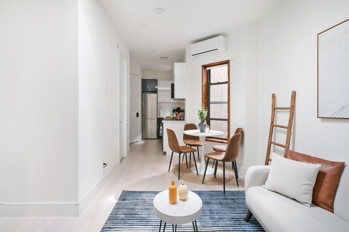 48-5rw 1br In Midtown West W&d New York