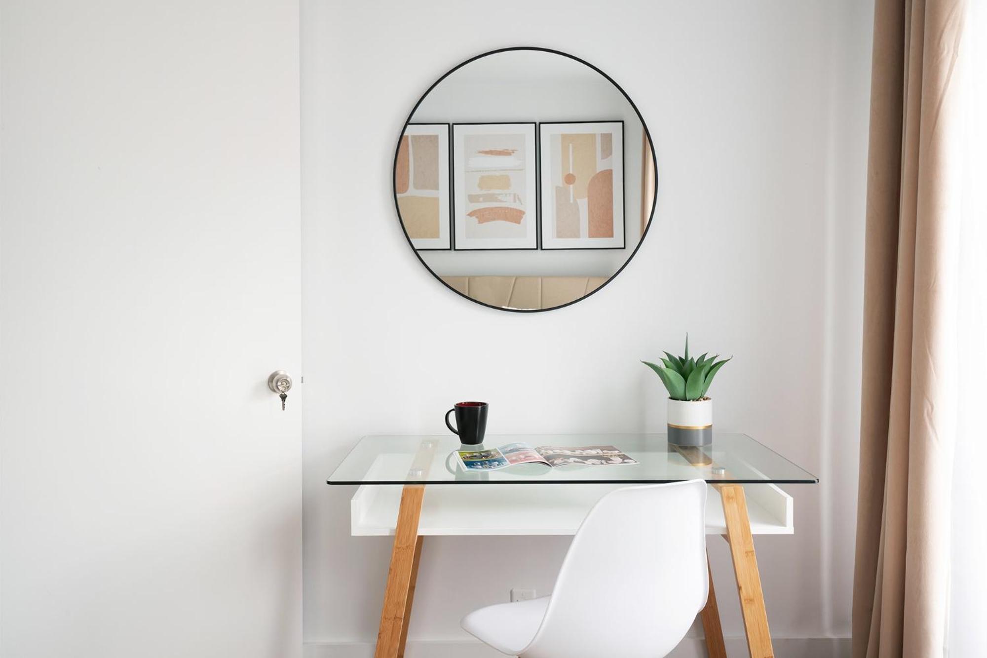 444-4f Newly Furnished Elv 1br Hells Kitchen Apartment