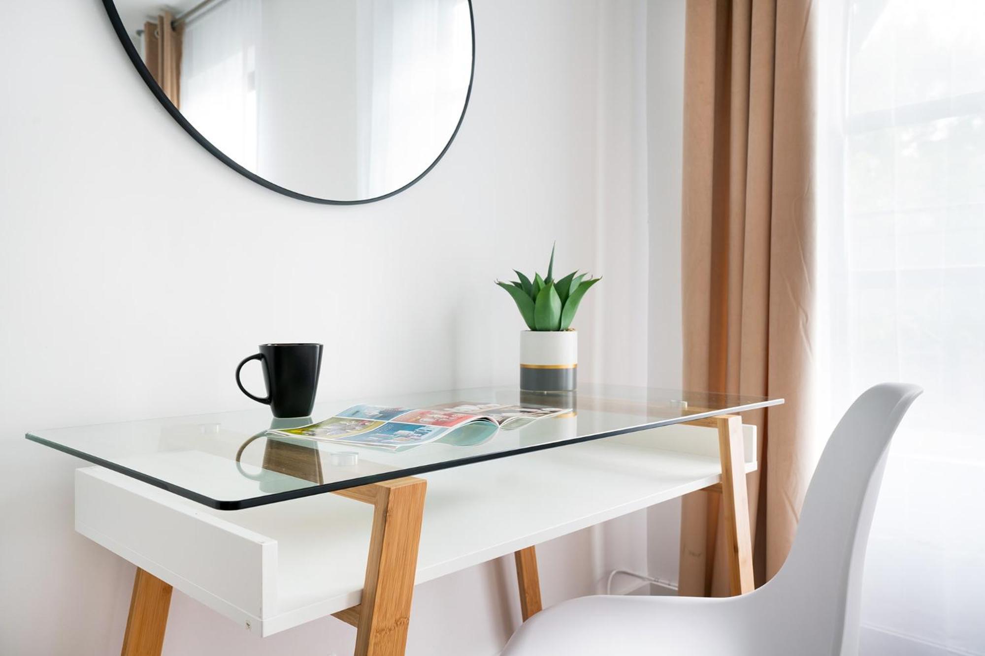Apartment 444-4f Newly Furnished Elv 1br Hells Kitchen