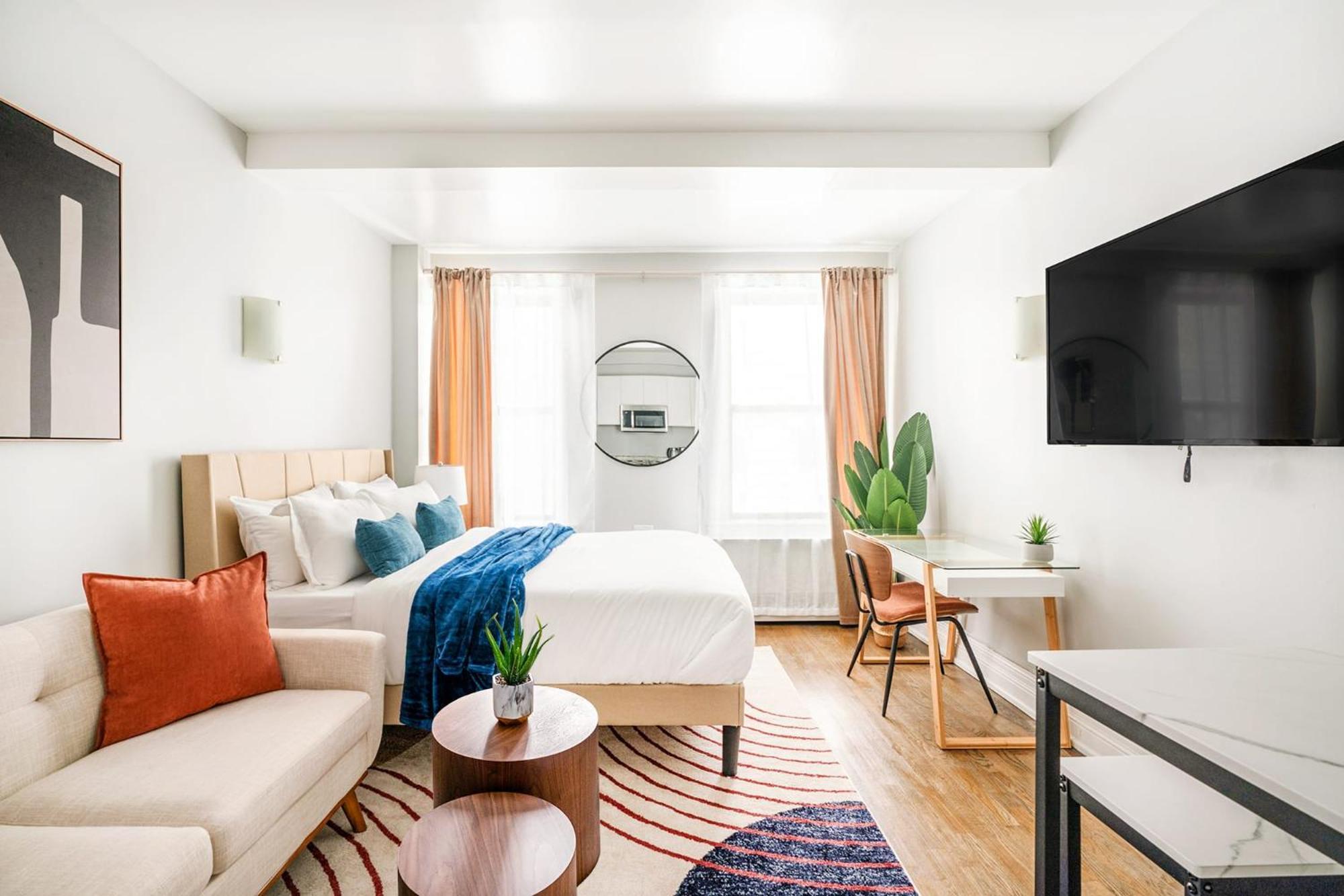 73-703 New Uws Doorman Gym Apartment
