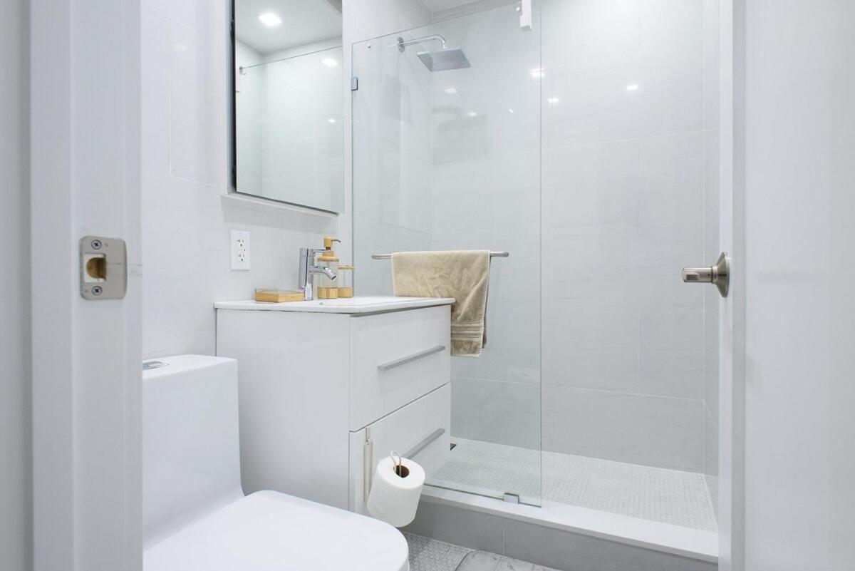 62-2b New Prime Ues W&d In Unit Apartment *