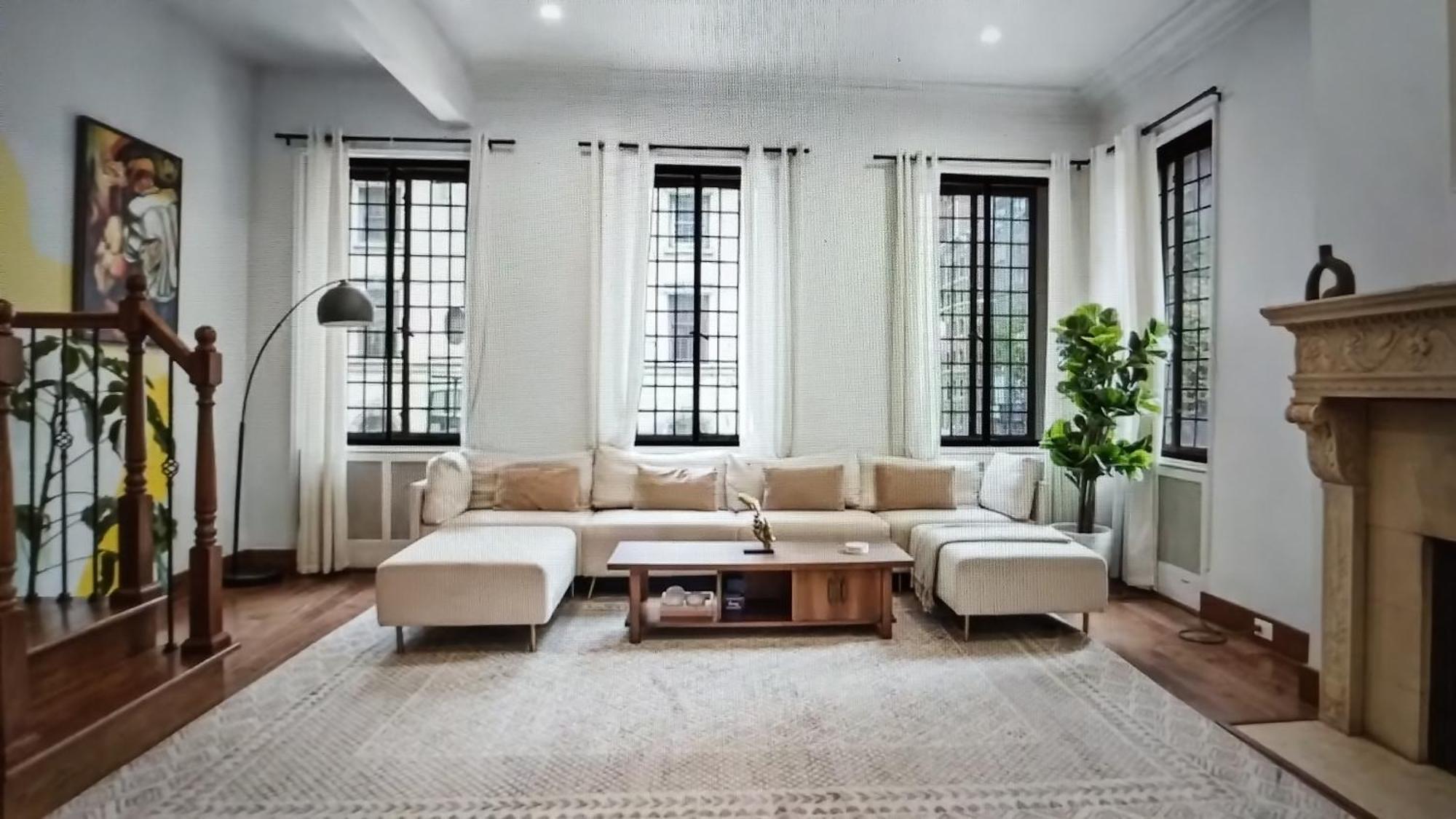 Charming Townhouse Apartment New York