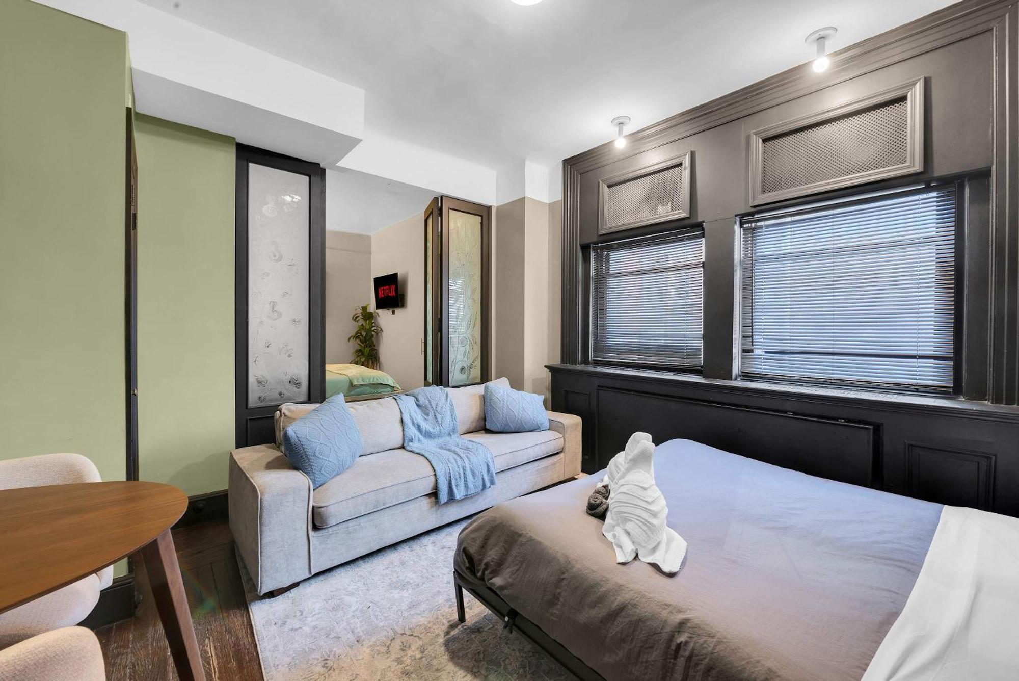 Centrally Located In Nyc Walk To Time Square Apartment