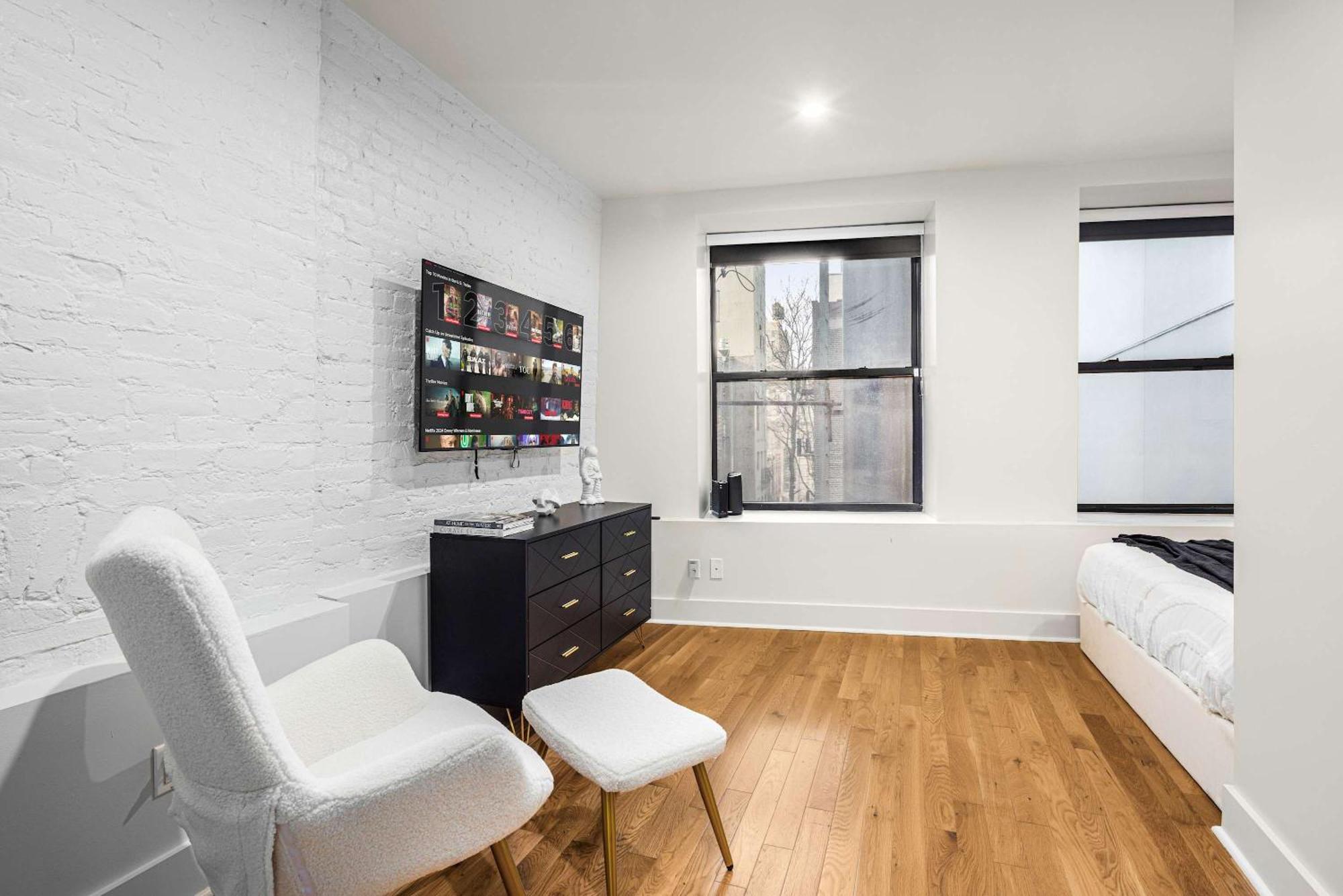 Spacious Retreat - 4br Heart Of Nyc Prime Location Apartment New York