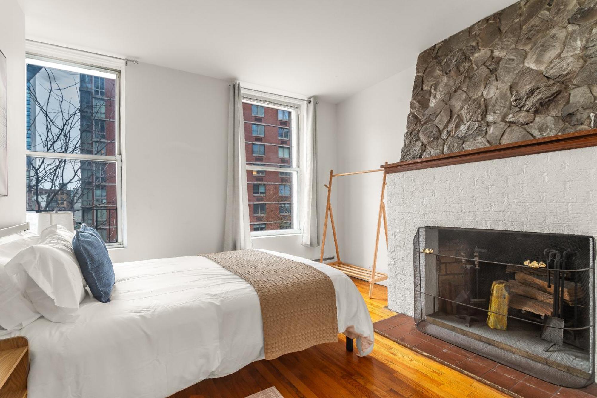 Cozy 3bd Walk To Empire State & Times Sq! * New York