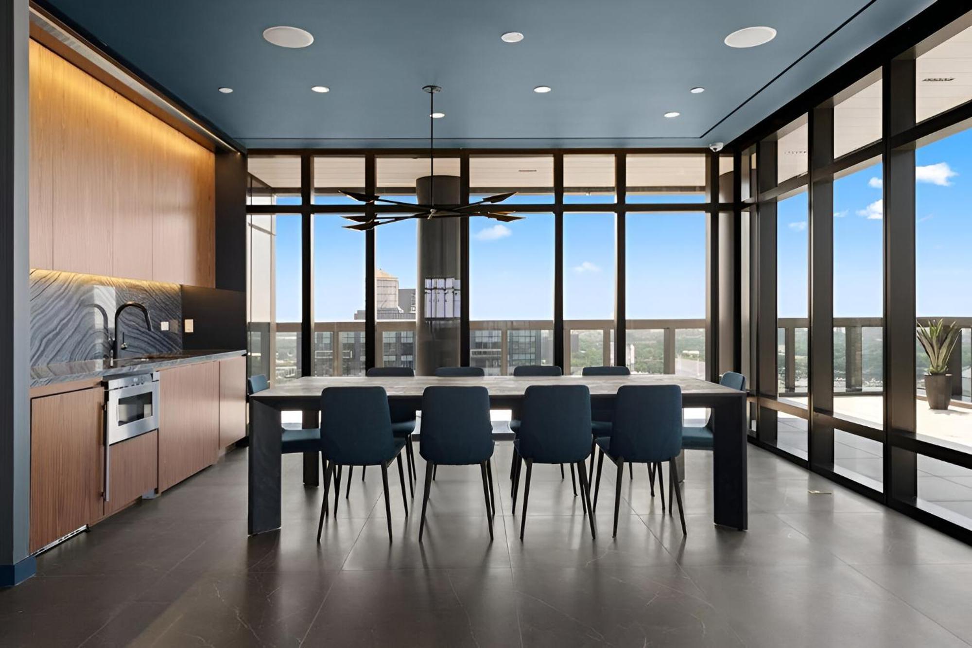 Elite Brooklyn Living With Premiere Amenities Apartment New York