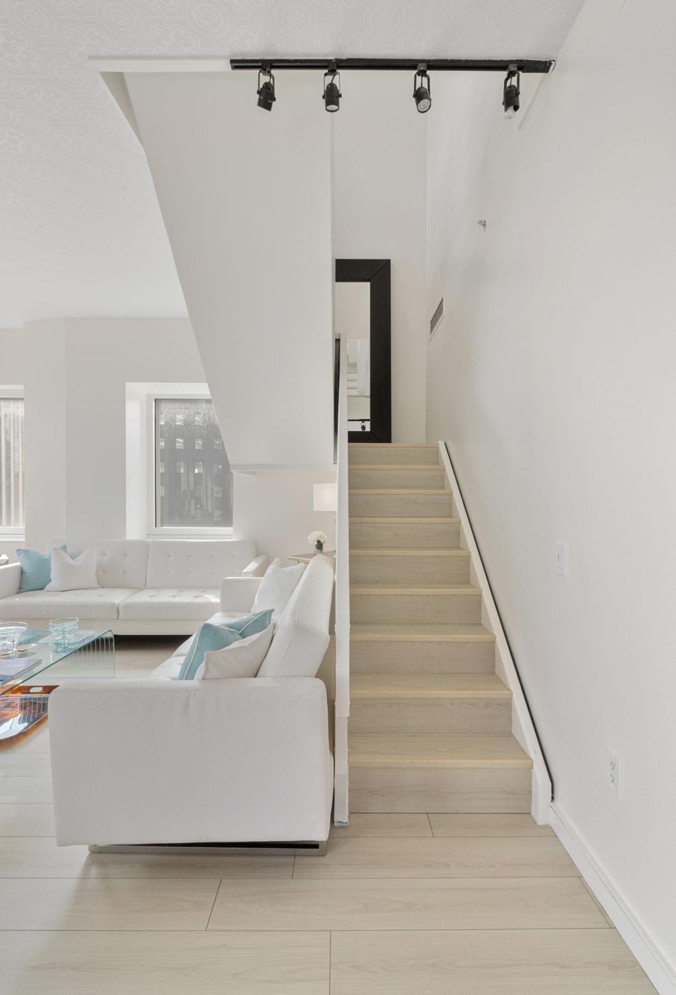 Apartment Nye Ball Drop Steps Away I Penthouse Views