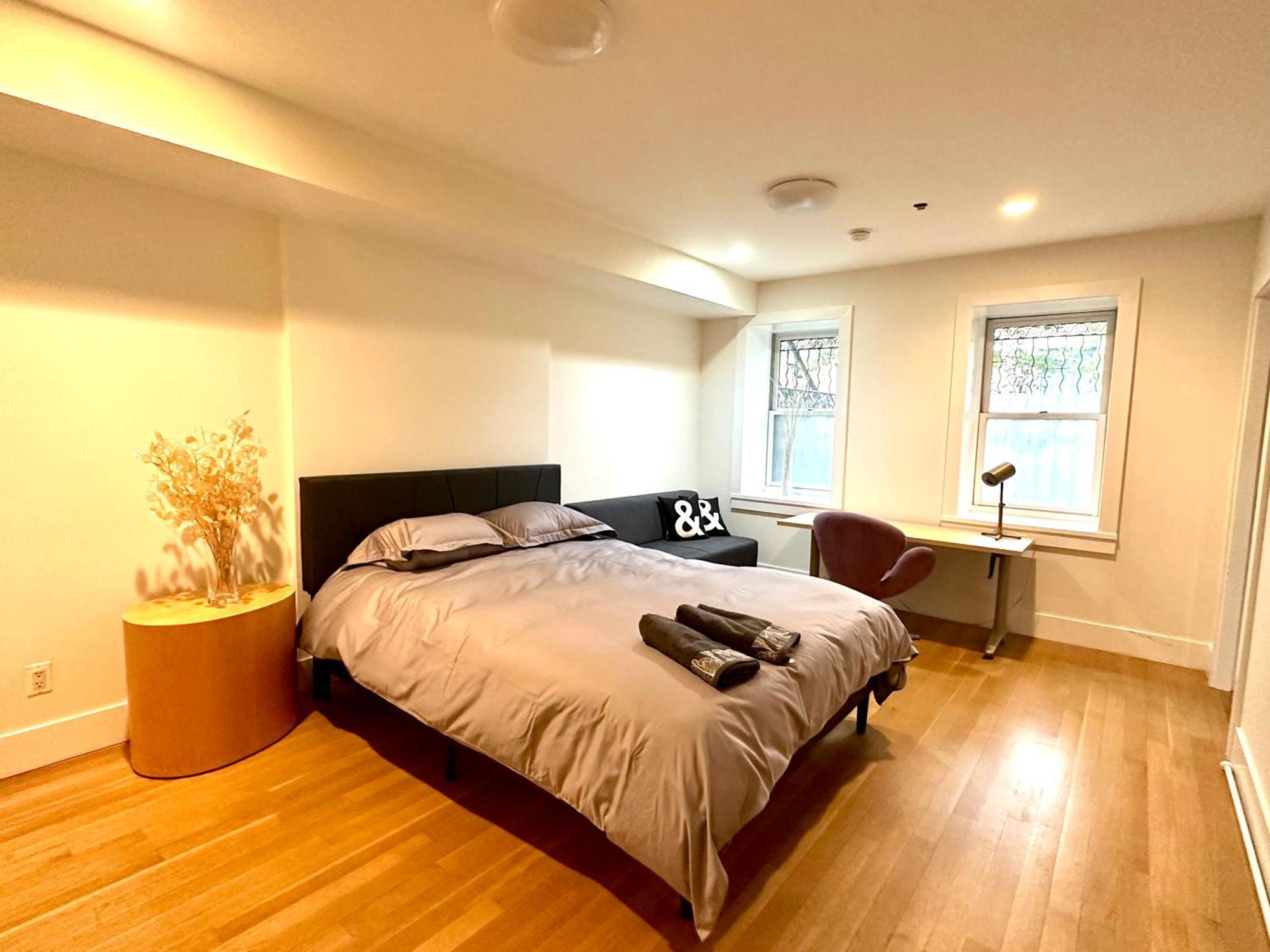 Beautiful One Bedroom In Nyc Guest house