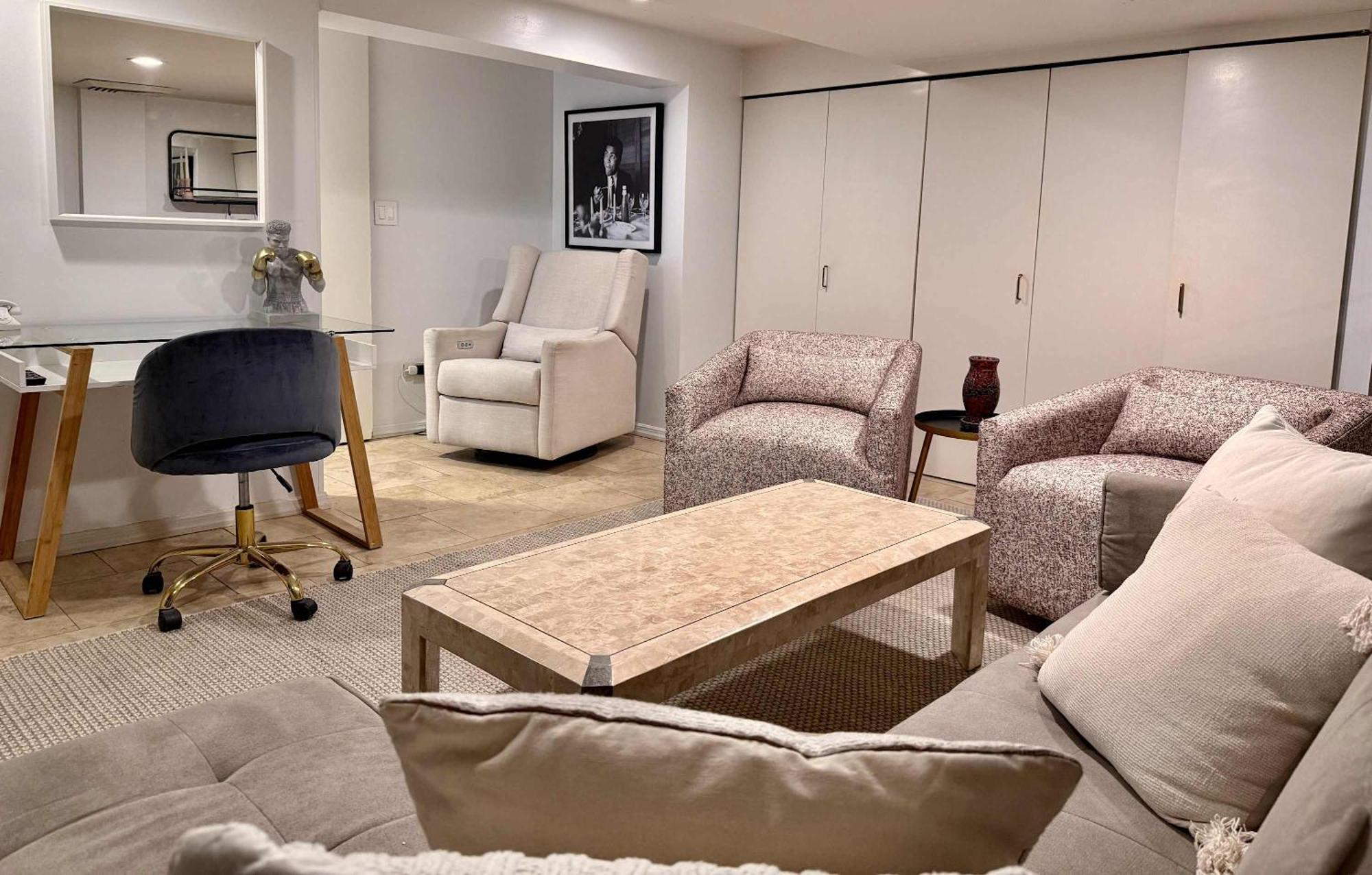 Private Beautiful Townhome W Zen Garden New York