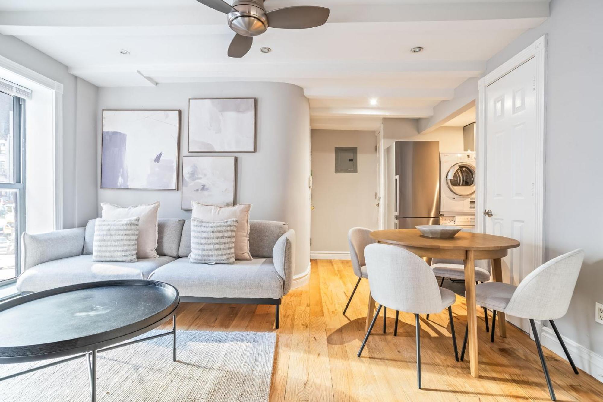 Sophisticated 2br 1bath In Turtle Bay Near Subway Apartment