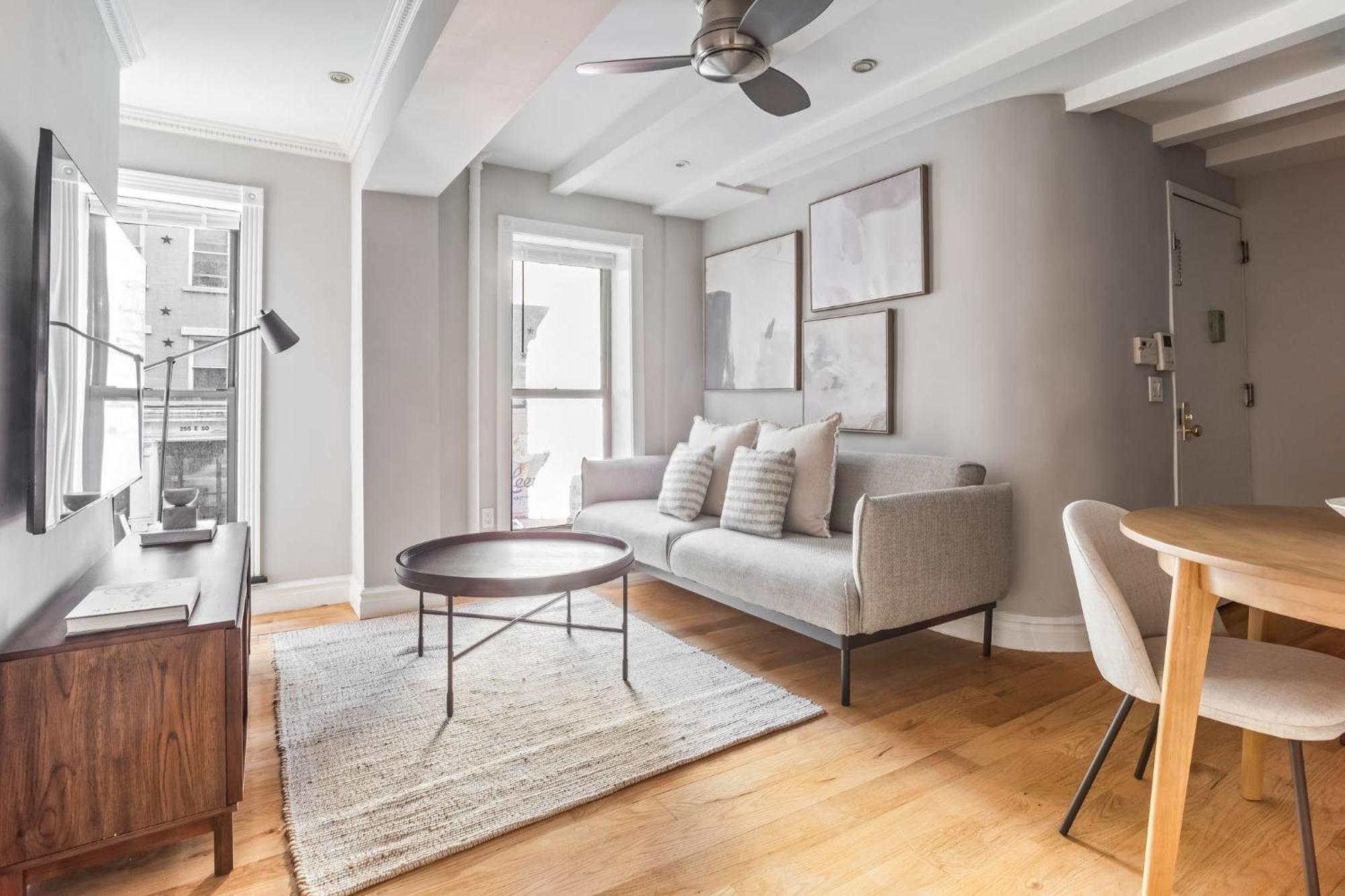 Sophisticated 2br 1bath In Turtle Bay Near Subway Apartment New York