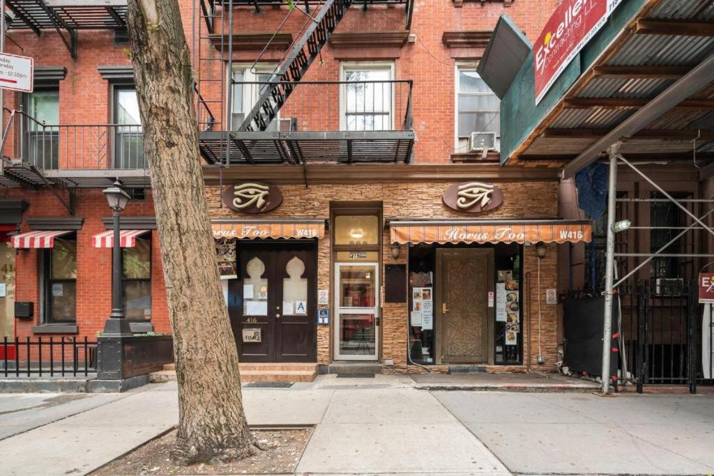 Apartment Haven In Times Square & Nearby Restaurants *