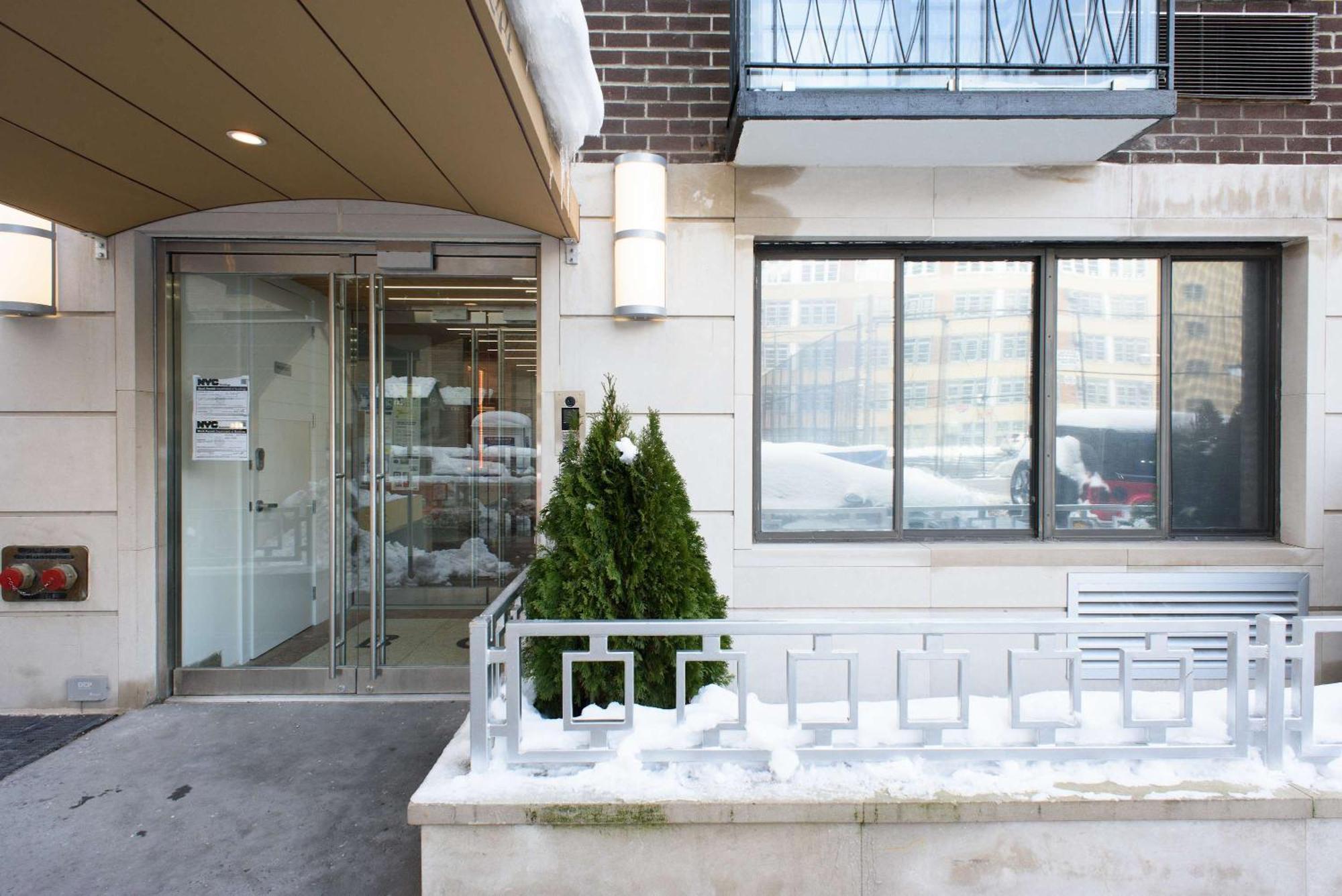 75-4c New Duplex 3br W D Elevator Walk To C Park