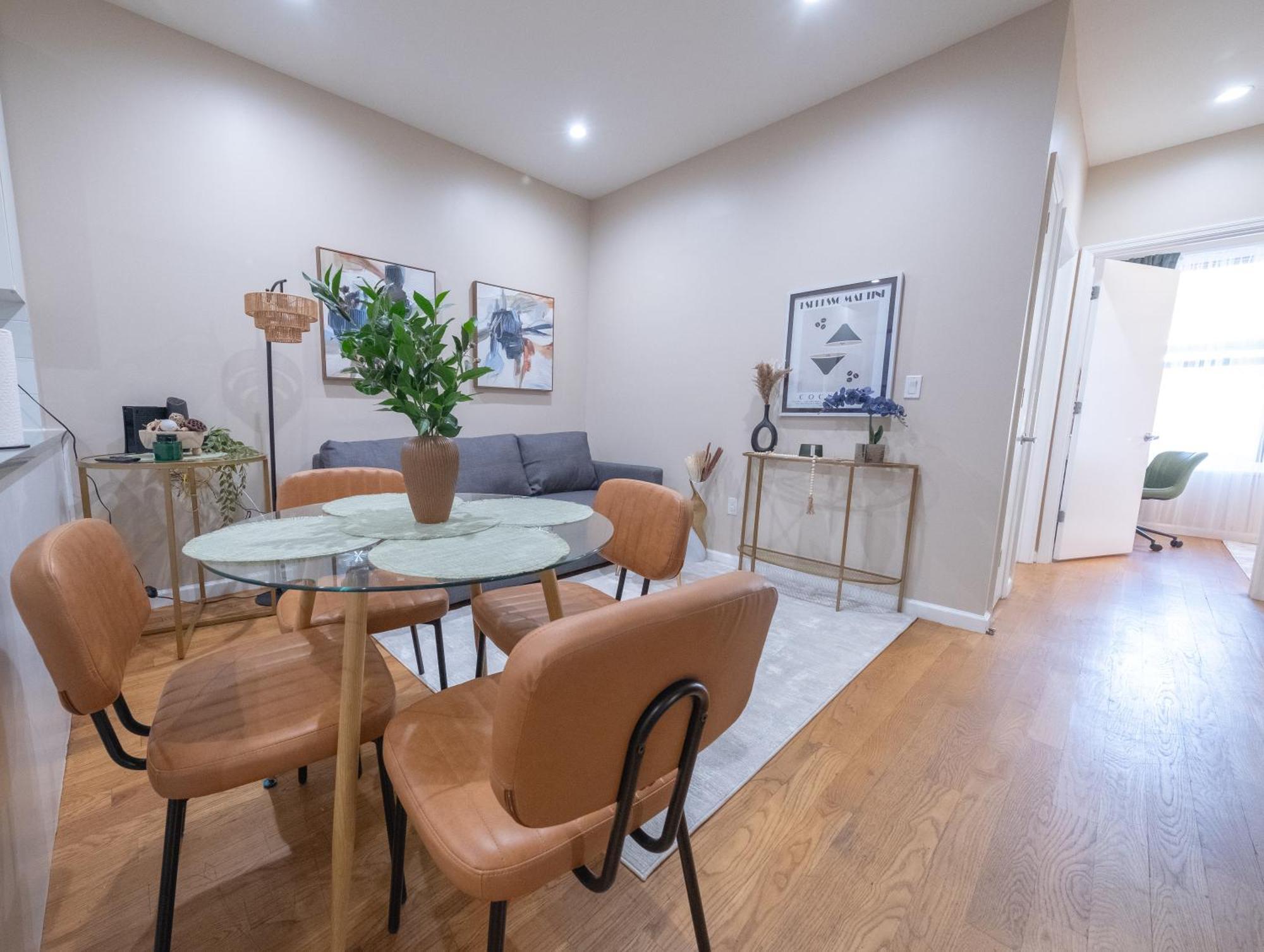 4br Two Blocks To Park Elevator, Laundry, Virtual Doorman Apartment