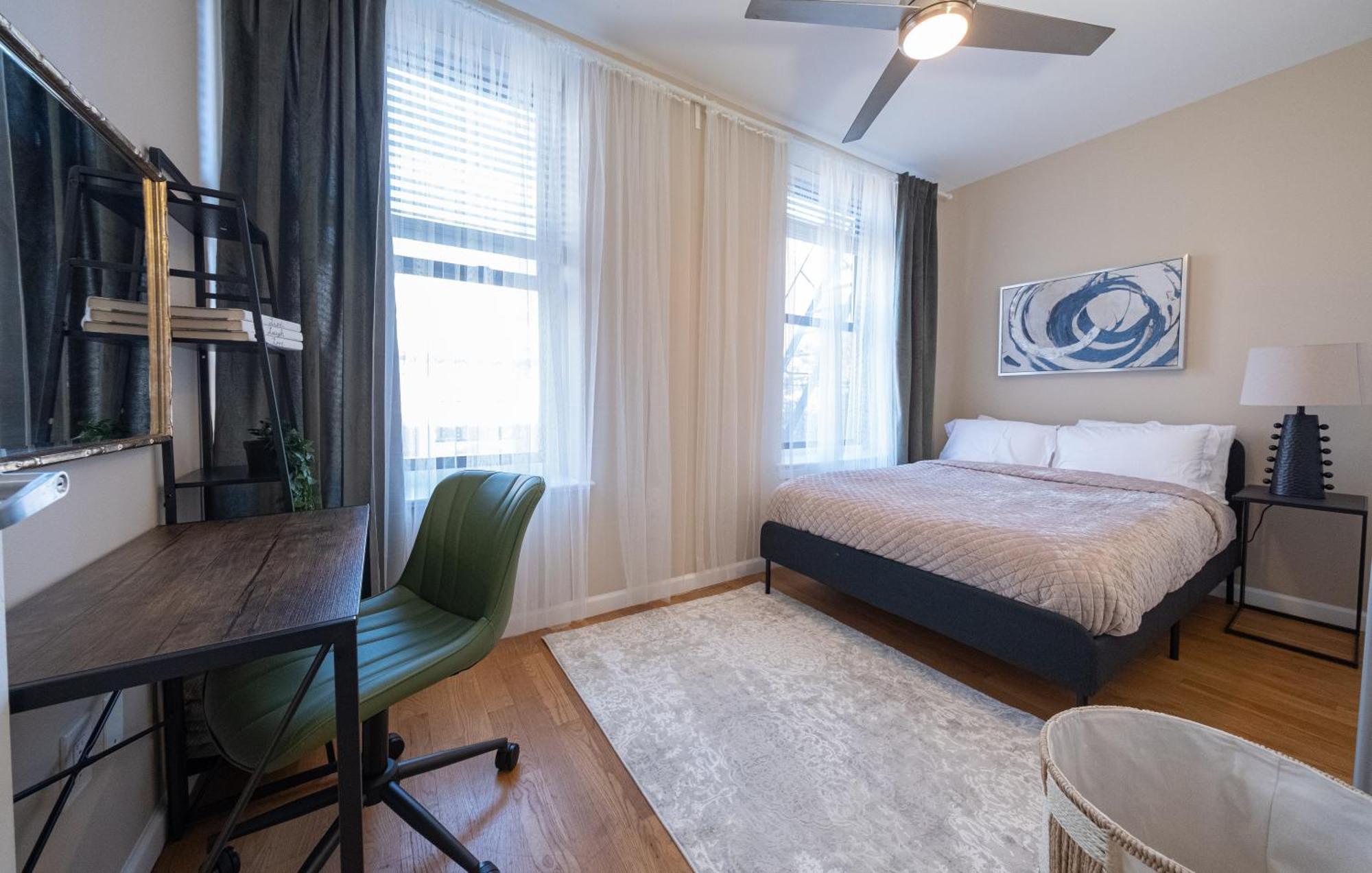 4br Two Blocks To Park Elevator, Laundry, Virtual Doorman Apartment