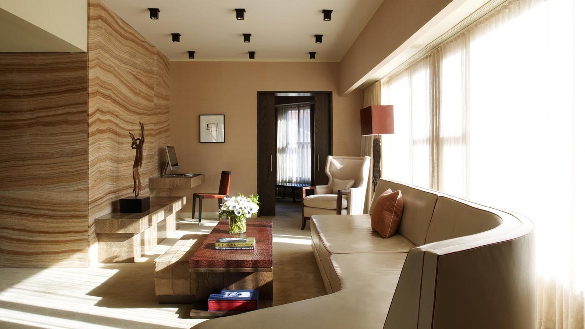 Roxy Hotel