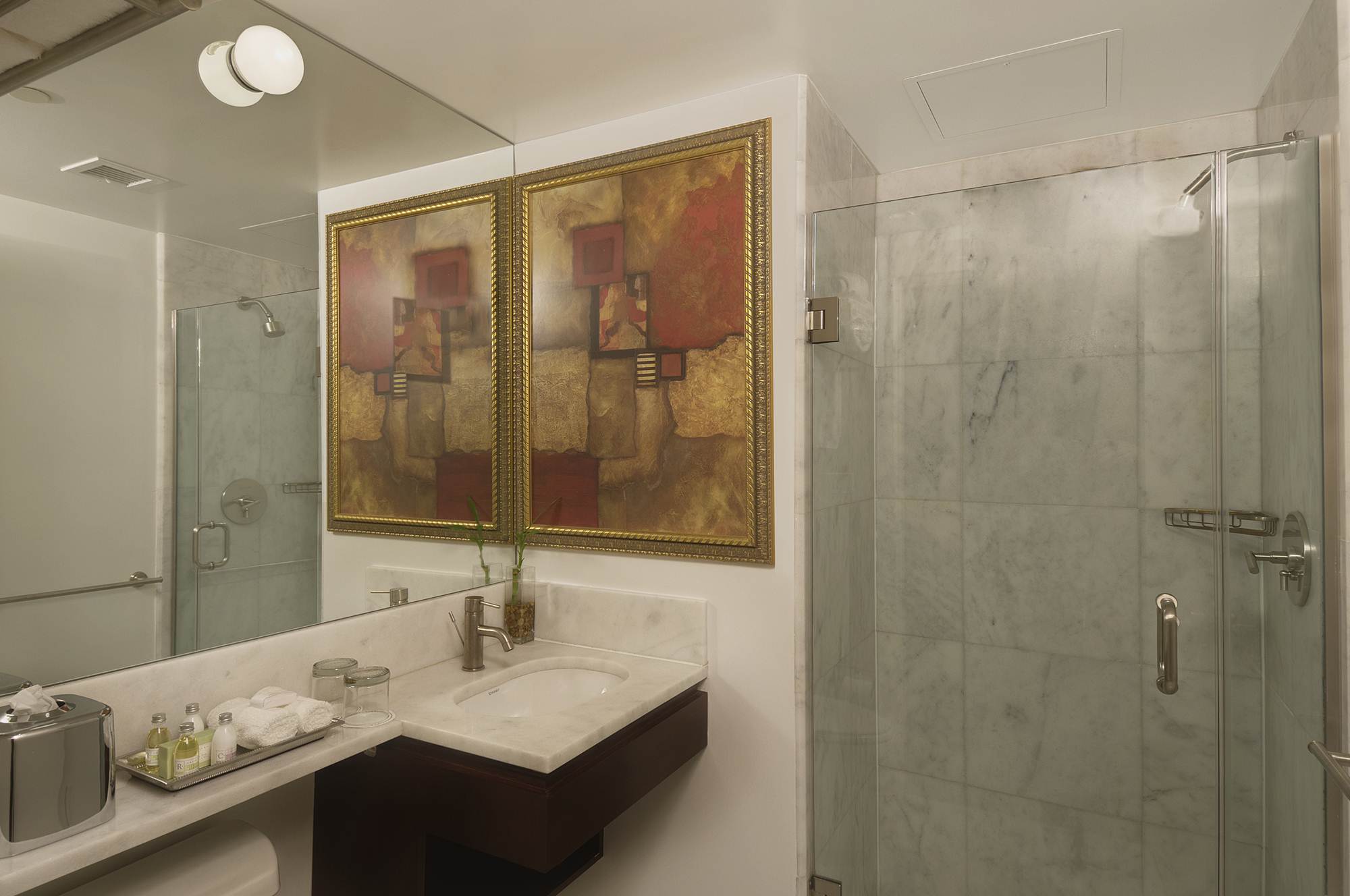 The Historic Blue Angel Lexington Ave, Ascend Collection 3*