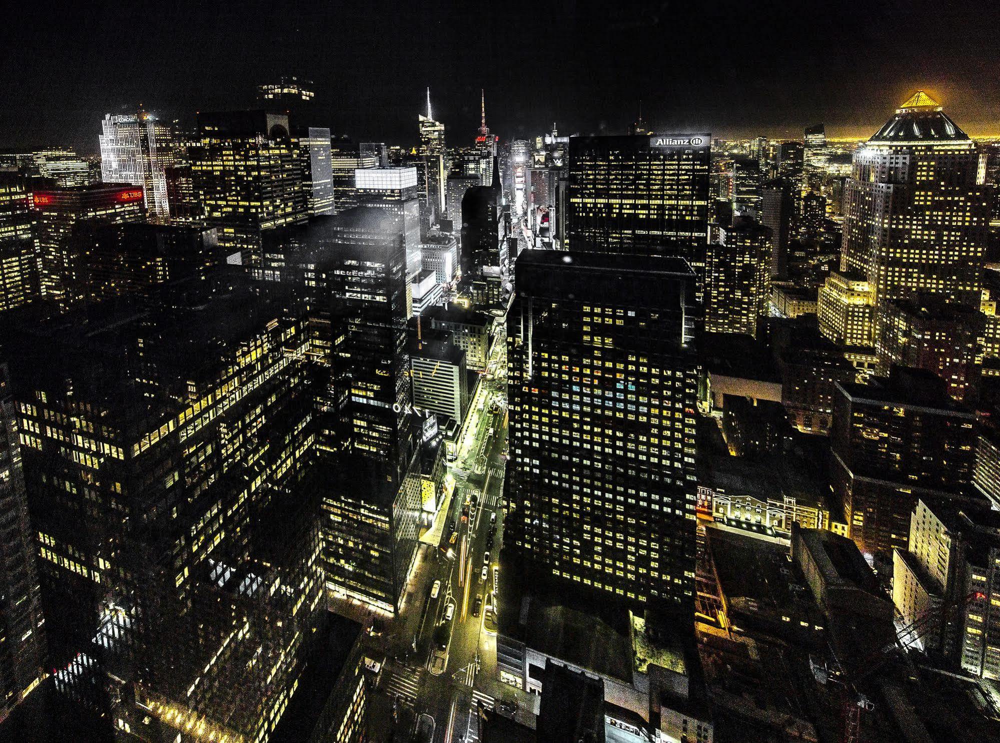 By Marriott Manhattan/central Park