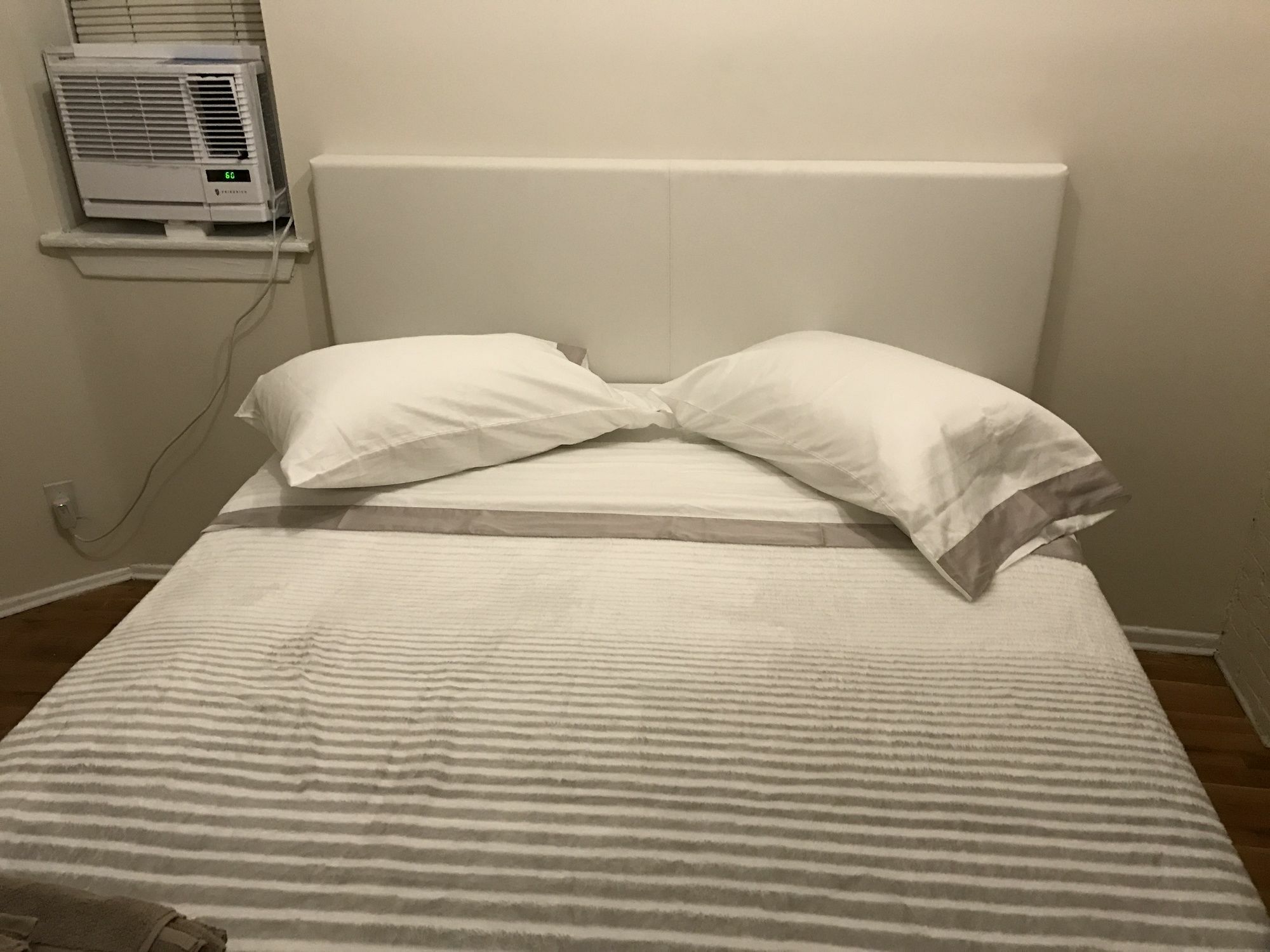 Lux Times Square Apartment