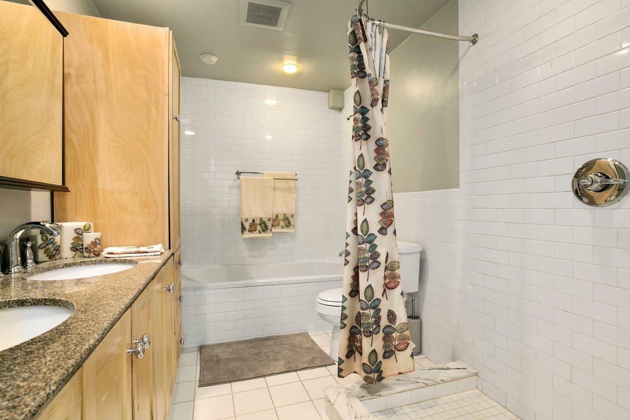 2-bedroom In Upper West Side, Private Entrance Apartment New York