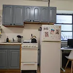 Heart Of Downtown Manhattan - Stylish One Bedroom Apartment In Vibrant Union Square