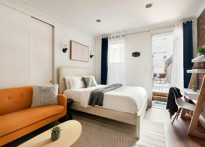 24-4 New Private Terrace W&D Apt Prime Gramercy