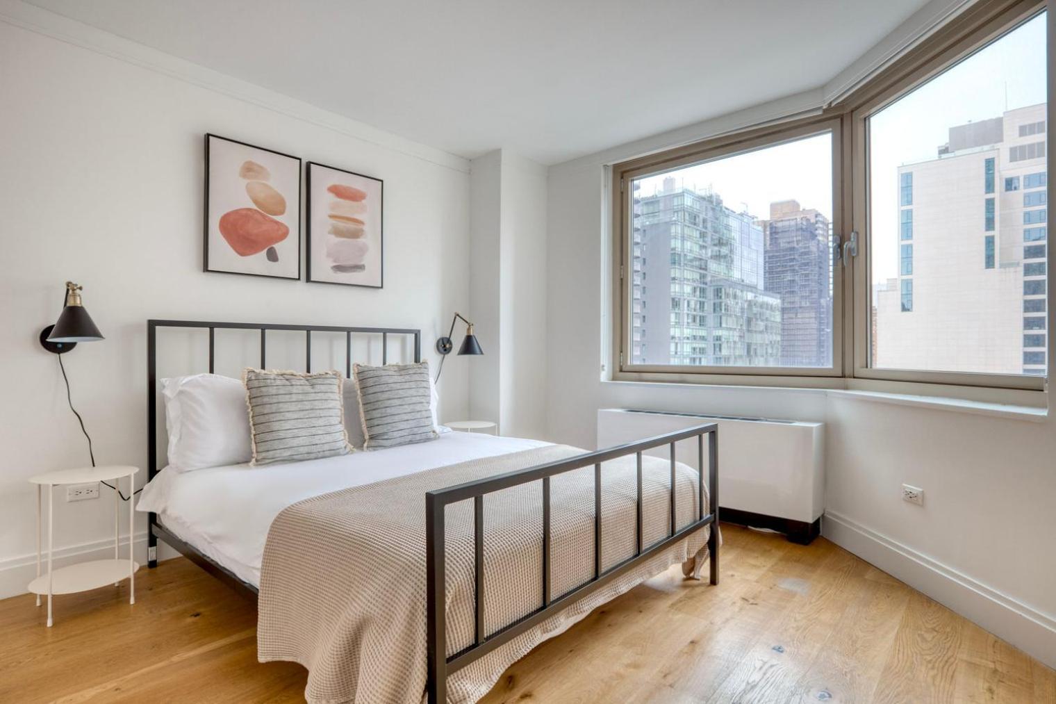 Upper E Side 2br W Gym Wd Nr The Met Nyc-298 * New York
