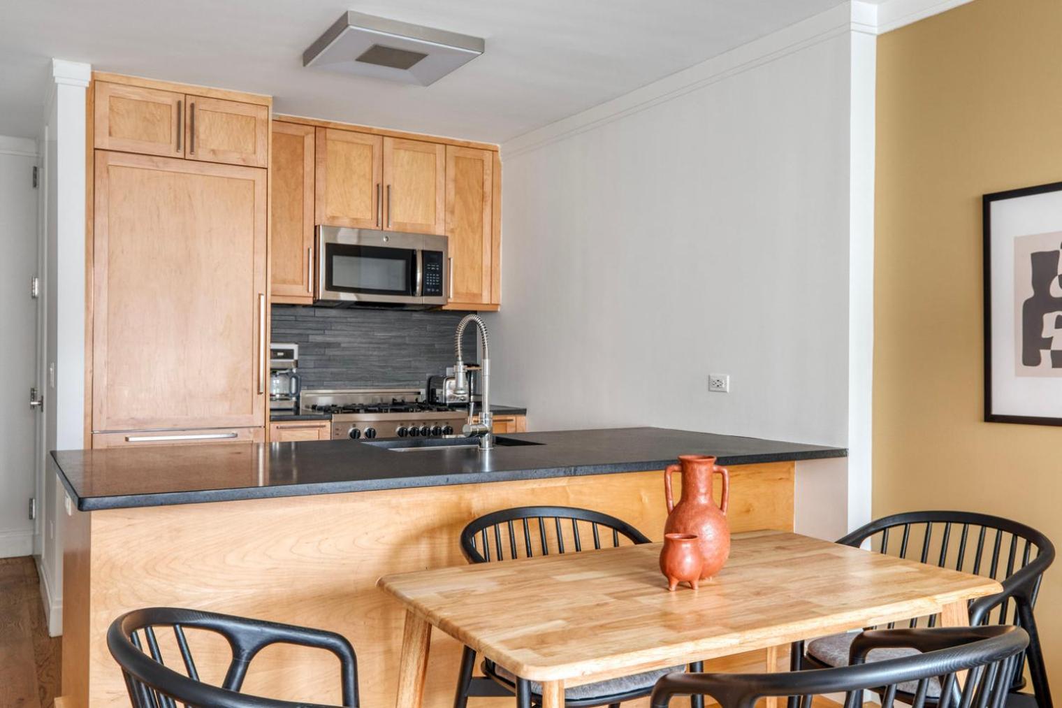 Apartment Upper E Side 2br W Gym Wd Nr The Met Nyc-298 *