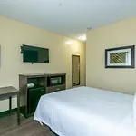 Ozone Inn & Suites