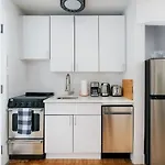 444-3F Newly Renovated 1Br In Hell\'S Kitchen
