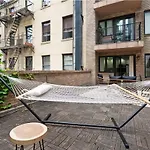 809-2B Studio With A Private Terrace By Columbus Circle
