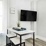 73-308 New 1Br 1Bth Uws Doorman Gym