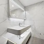Ramada By Wyndham Flushing Queens