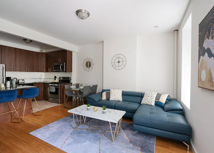 Bright And Sunny 3Br Cozy Apartment