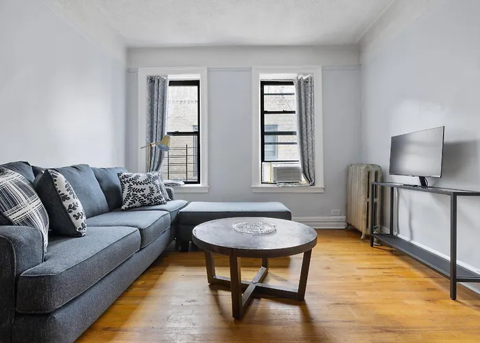 Live In Upper Manhattan On Budget