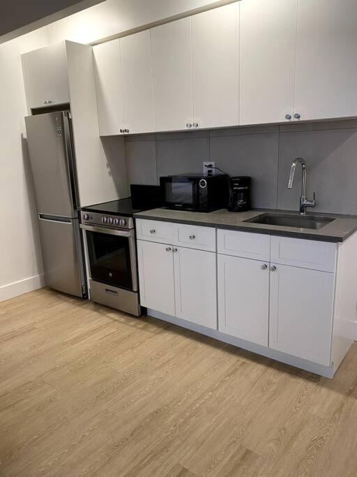 Spacious 2-bedroom With Rooftop Apartment New York