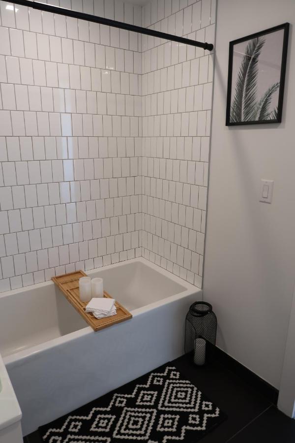 Spacious 2-bedroom With Rooftop Apartment *