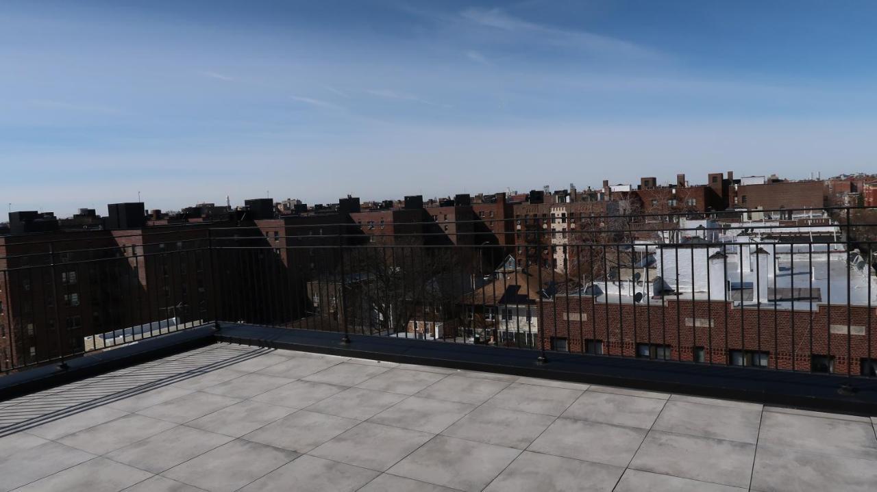 Apartment Spacious 2-bedroom With Rooftop New York